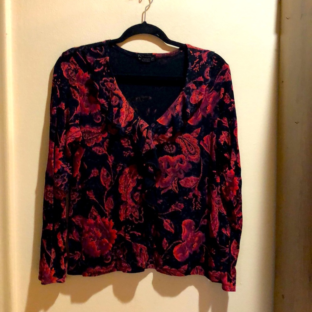 N.Y.P.L collection V neck ruffled blouse